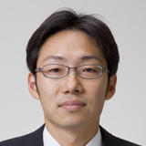 檜井栄一氏